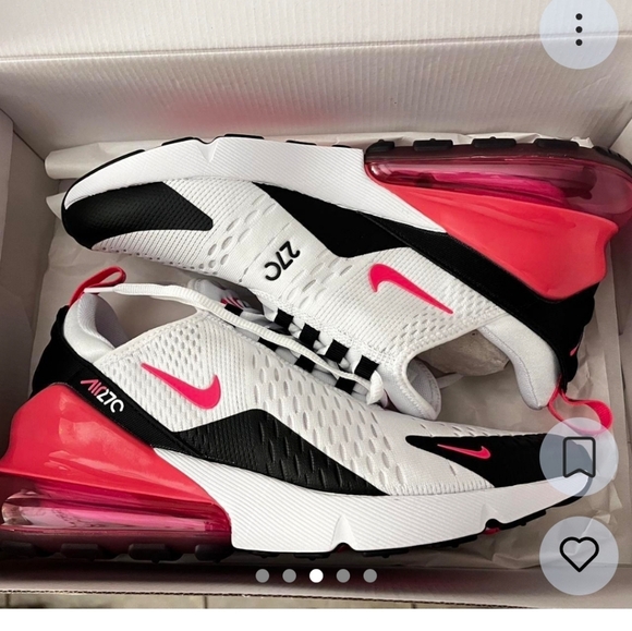 Brand New Nike Air 270 White and Black Sneakers Only tried on - Picture 2 of 5